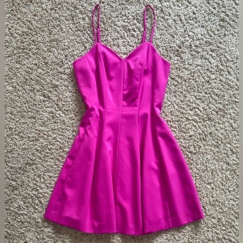 Bebe Women’s Pink Fit-&-Flare Strappy Sweetheart Twill Dress. Size 6. Like-New!